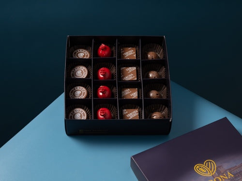 Mini box of pomegranate dessert (C14)